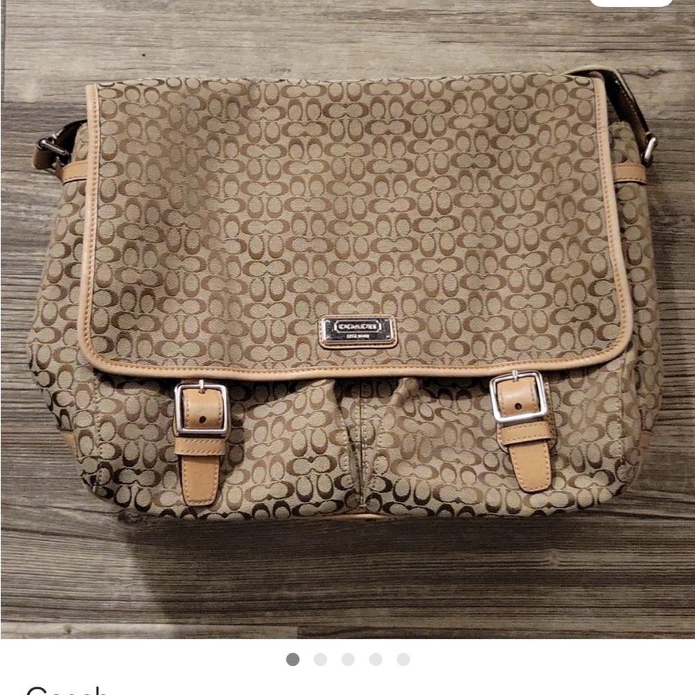 Coach Jacquard Signature Messenger Bag in Khaki and Tan